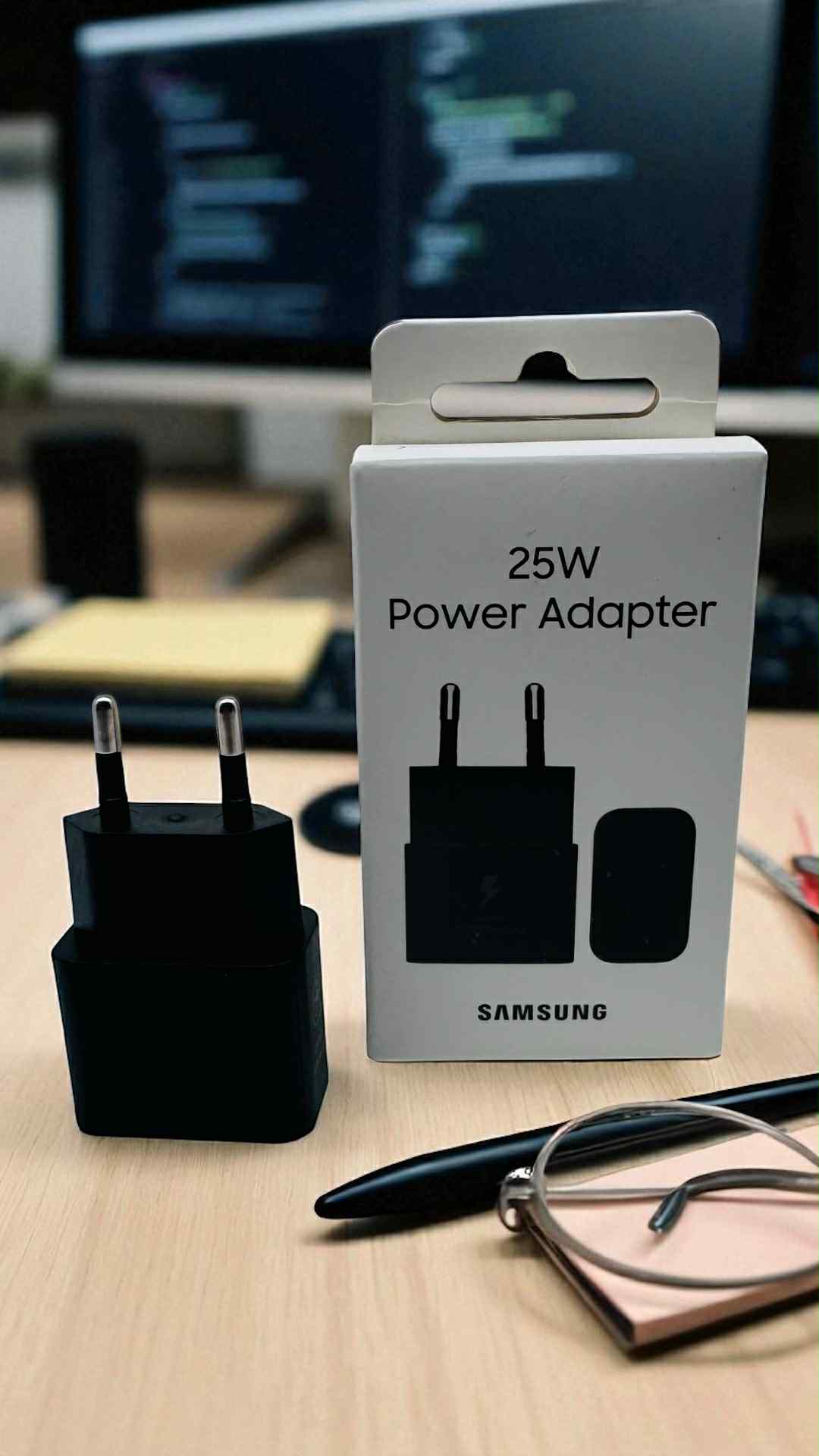 Original Samsung 25W Power Adapter in Black